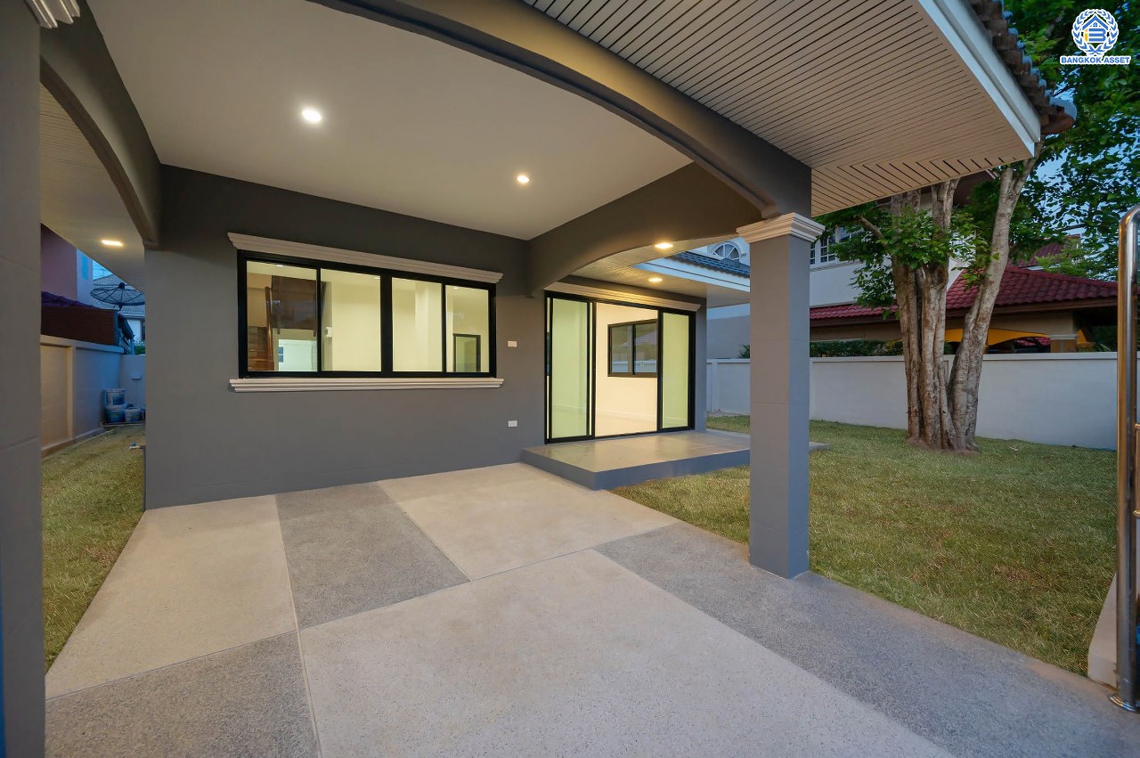 บ้านมือสองตกแต่งใหม่ โครงการ บ้านสาวิตรี พุทธมณฑลสาย3 เนื้อที่ 57.3 ตร.ว. ฟังก์ชัน 3 ห้องนอน 2 ห้องน้ำ จอดรถได้ 1 คัน บนทำเลใกล้ทางคู่ขนานลอยฟ้าบรมราชชนนี ม.มหิดล เซ็นทรัลศาลายา และรายล้อมด้วยสิ่งอำนวยความสะดวกครบ